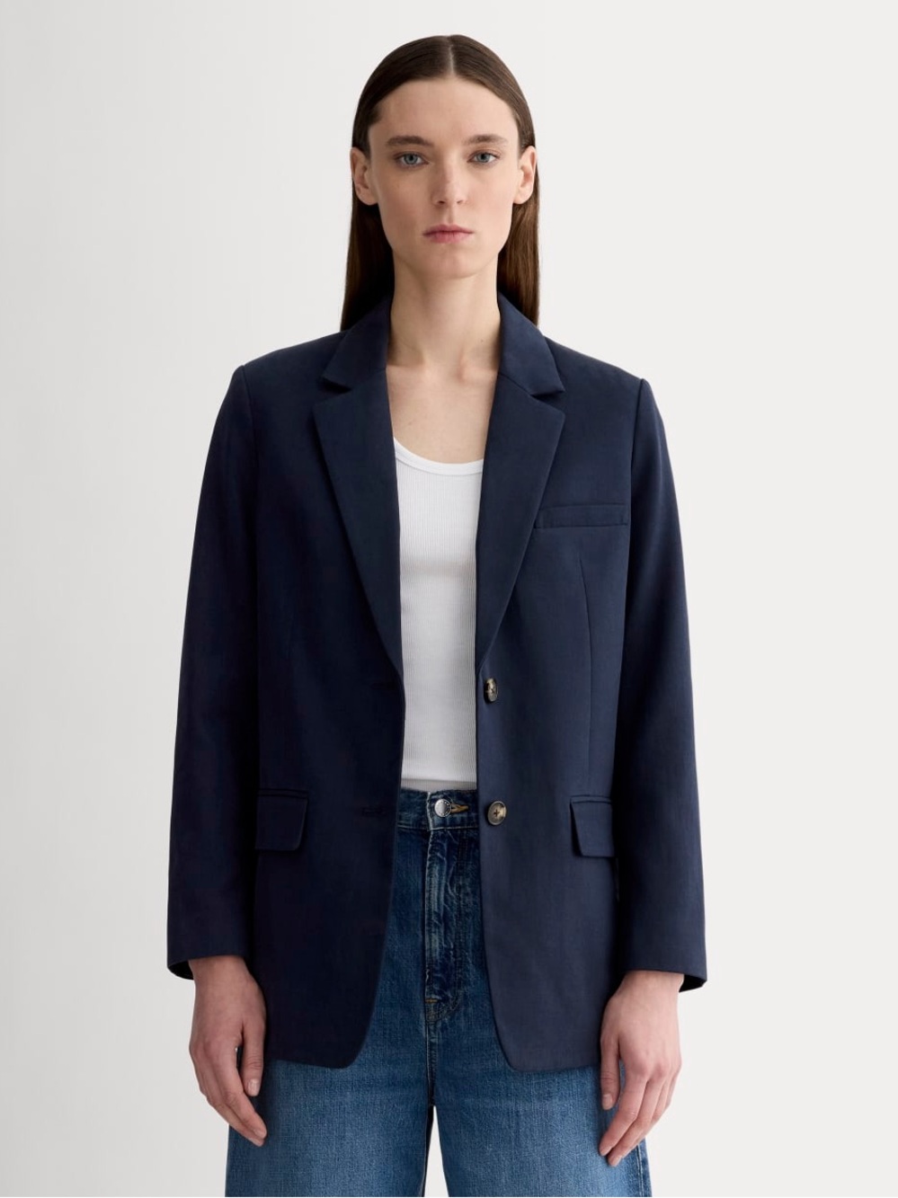 Everlane Oversized Blazer in Buttersmooth in  Navy Size 8 - C11-677